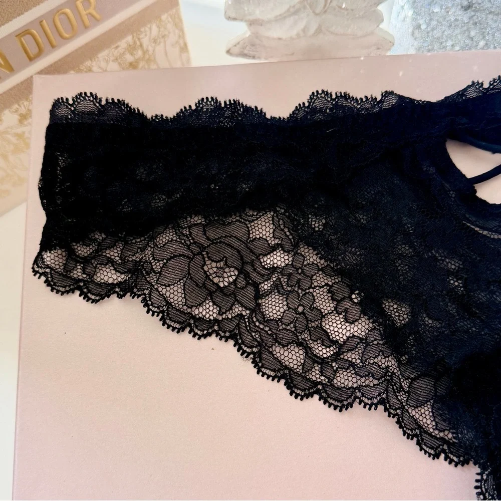 2014 Victoria’s Secret Floral Lace Cheekini See Through Criss Cross Panty Medium